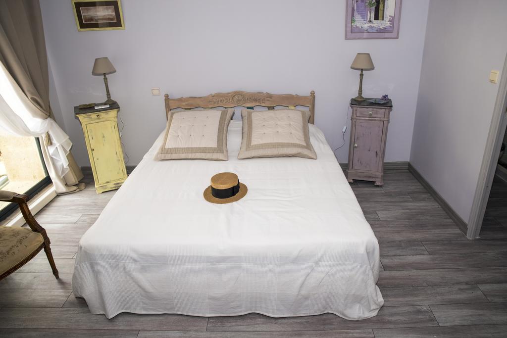 Le Clos Des Aramons Bernis ภายนอก รูปภาพ