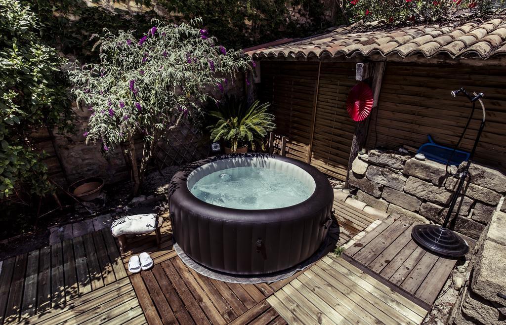 Le Clos Des Aramons Bernis ภายนอก รูปภาพ
